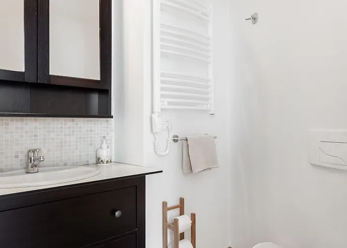 Spacious Cozy Studio, 3a *