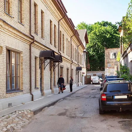 Апартаменты Spacious Cozy Studio, 3a *